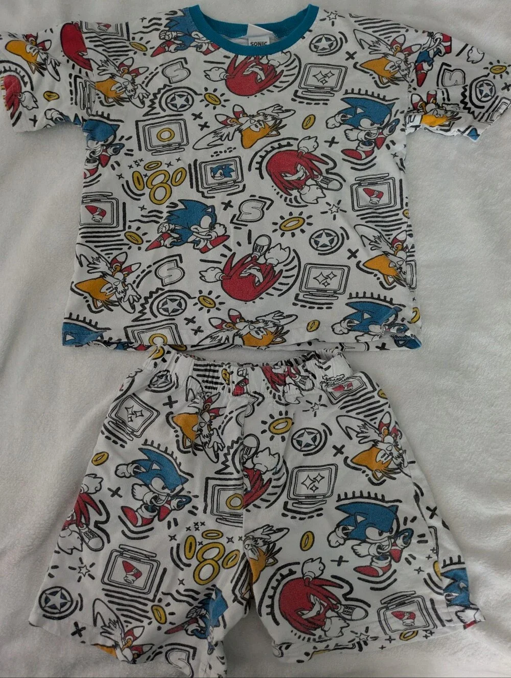 GUC Sonic the Hedgehog shorts & t-shirt set